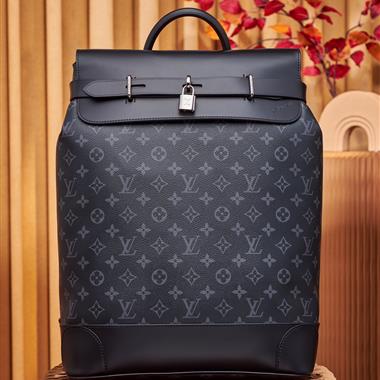 LOUIS VUITTON  2025新款男生時尚包包 尺寸：32x45x16CM