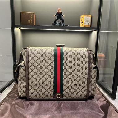 GUCCI  2025新款男生時尚包包 尺寸：45x 32x 14.5CM