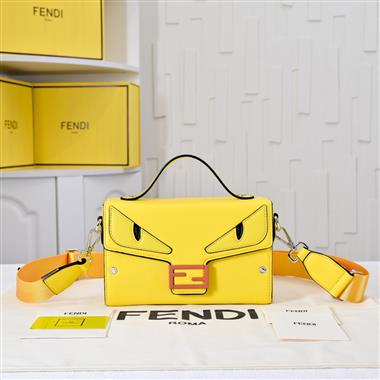FENDI   2025新款女生時尚包包  尺寸：21*13CM