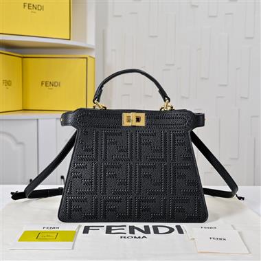 FENDI   2025新款女生時尚包包  尺寸：27*21*11CM