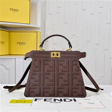 FENDI   2025新款女生時尚包包  尺寸：27*21*11CM