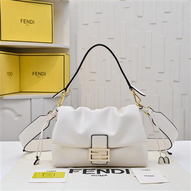 FENDI   2025新款女生時尚包包  尺寸：16x10x13CM