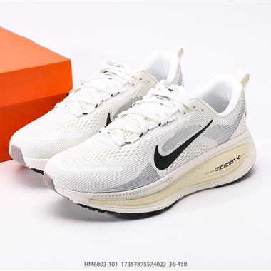Nike Air Zoom Vomero 18  運動跑鞋