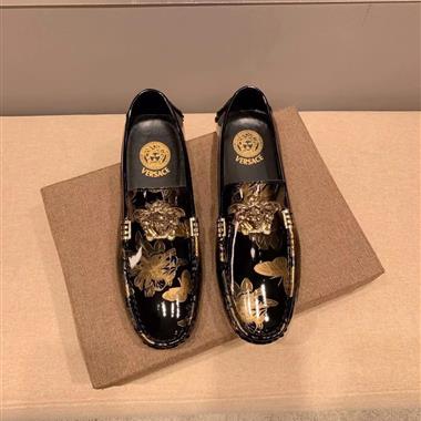 VERSACE   2025新款男生休閒時尚鞋子