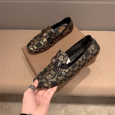 VERSACE   2025新款男生休閒時尚鞋子