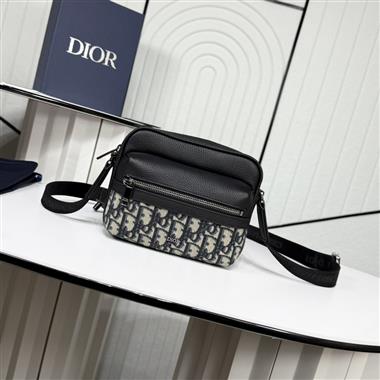 DIOR   2025新款男生時尚包包  尺寸：18.5*13.5*7CM