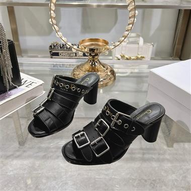 DIOR   2025新款女生休閒時尚鞋子