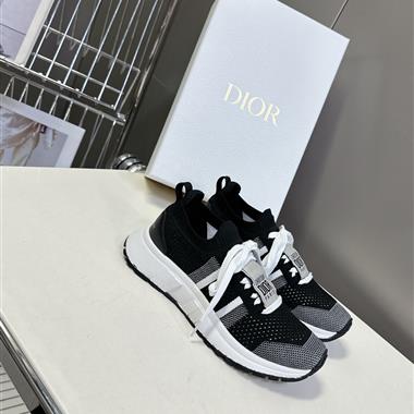 DIOR   2025新款女生休閒時尚鞋子