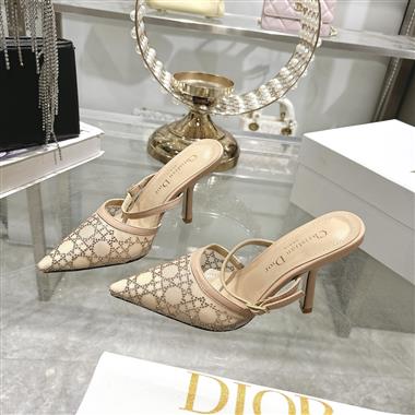 DIOR   2025新款女生休閒時尚鞋子
