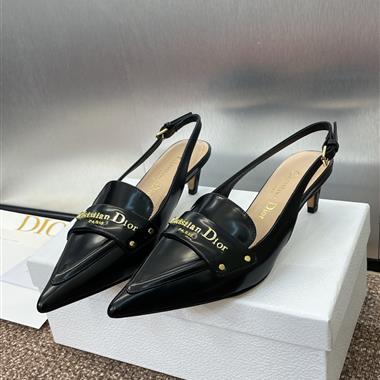 DIOR   2025新款女生休閒時尚鞋子