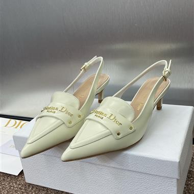 DIOR   2025新款女生休閒時尚鞋子