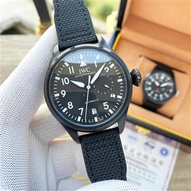 IWC   2025新款時尚休閒手錶  尺寸：44MM