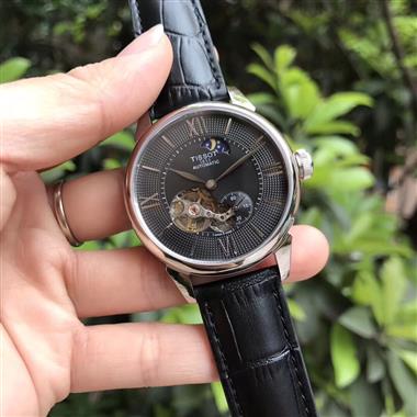 TISSOT   2025新款時尚休閒手錶  尺寸：40MM