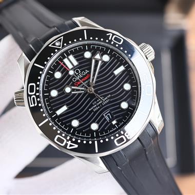 OMEGA   2025新款時尚休閒手錶  尺寸：42MM