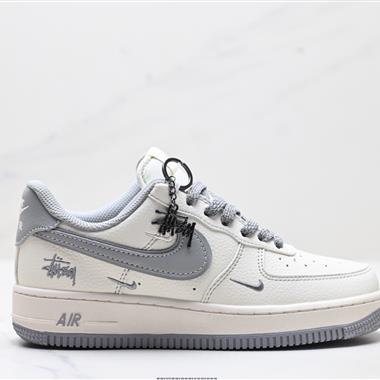 NIKE AIR FORCE 1‘07 LV8