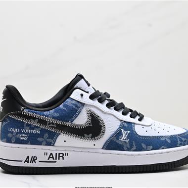NIKE AIR FORCE 1‘07