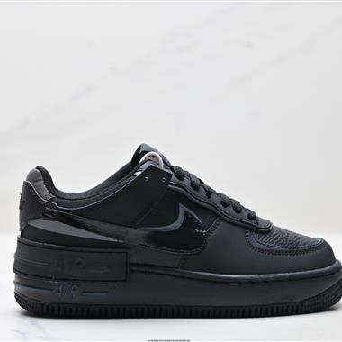 NIKE WMNS Air Force 1 Shadow