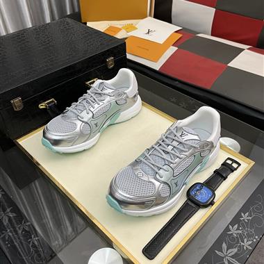 Louis Vuitton   2025新款男生休閒時尚鞋子