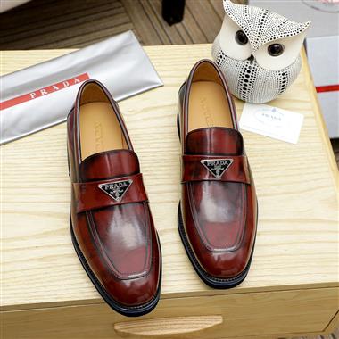 PRADA   2025新款男生休閒時尚鞋子