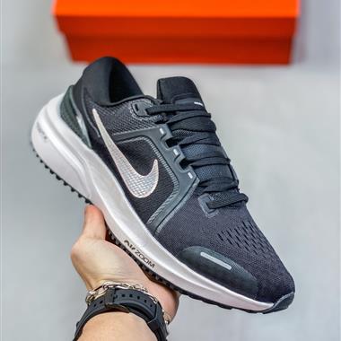 Nike Air Zoom VOMERO 登月V16代