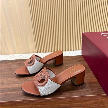 GUCCI   2025新款女生休閒時尚鞋子
