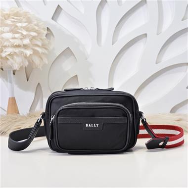 BALLY   2025新款男生時尚包包 尺寸：22.5*14.5*7.5CM