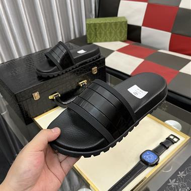 GUCCI   2025新款男生休閒時尚鞋子