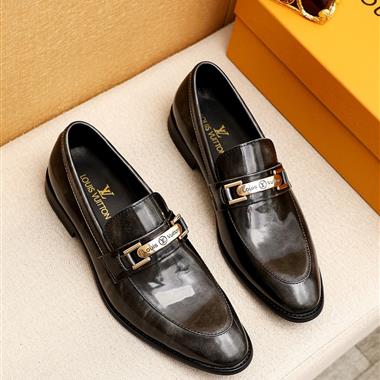 Louis Vuitton   2025新款男生休閒時尚鞋子