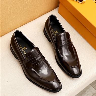 Louis Vuitton   2025新款男生休閒時尚鞋子