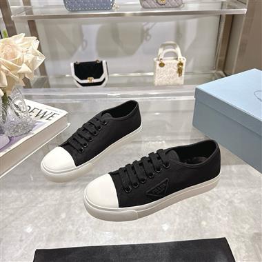 PRADA   2025新款女生休閒時尚鞋子