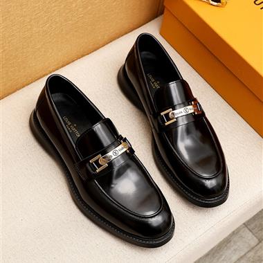 Louis Vuitton   2025新款男生休閒時尚鞋子