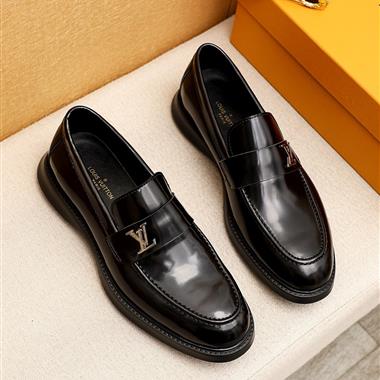 Louis Vuitton   2025新款男生休閒時尚鞋子