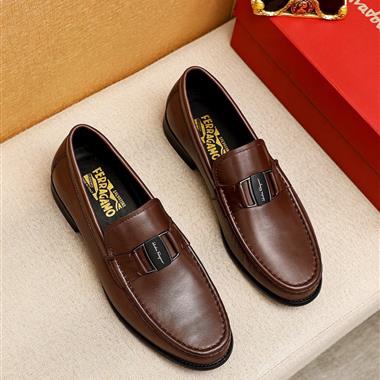 Ferragamo   2025新款男生休閒時尚鞋子
