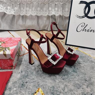 D&G   2025新款女生休閒時尚鞋子