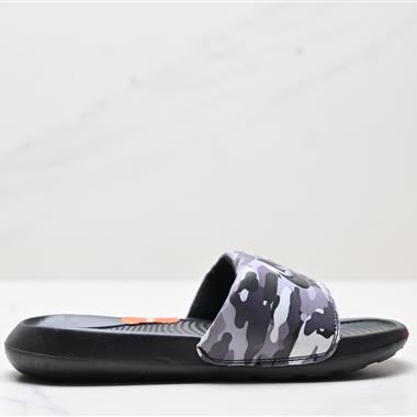 NIKE VICTORI ONE SLIDE  防滑運動拖鞋