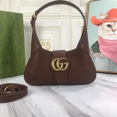 GUCCI   2025新款女生時尚包包 尺寸：27*13.5*2CM