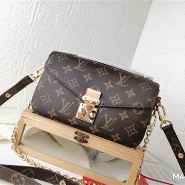 LOUIS VUITTON    2025新款女生時尚包包 尺寸：21.5x6x13.5CM