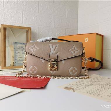 LOUIS VUITTON    2025新款女生時尚包包 尺寸：21.5x13.5x6CM
