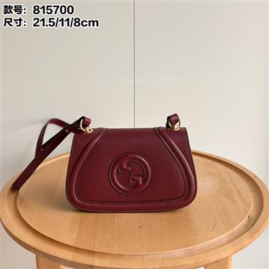 GUCCI   2025新款女生時尚包包 尺寸：21.5*11*8CM