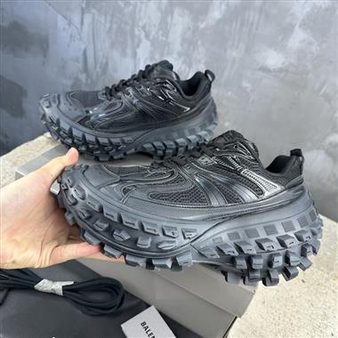 Balenciaga   2025新款男生休閒時尚鞋子