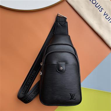 LOUIS VUITTON    2025新款時男生時尚包包   尺寸：29×16×6CM