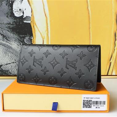 LOUIS VUITTON    2025新款時尚皮夾   尺寸：19*10CM