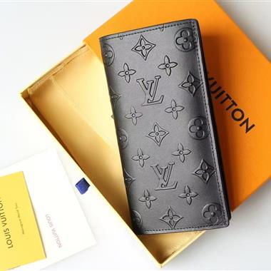 LOUIS VUITTON    2025新款時尚皮夾   尺寸：19*10CM
