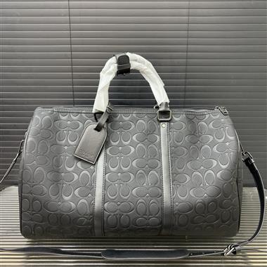 COACH   2025新款男生時尚包包   尺寸：45*26CM