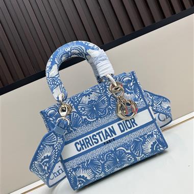 DIOR   2025新款時女生時尚包包   尺寸：24*20*11CM