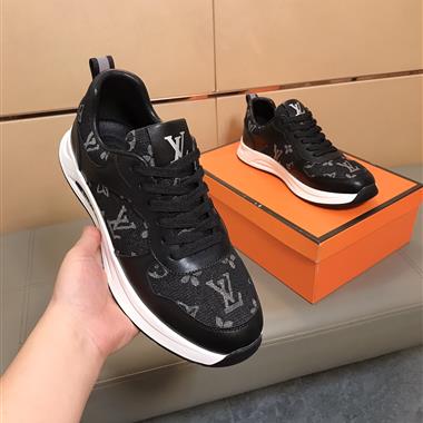 Louis Vuitton    2025新款男生休閒時尚鞋子
