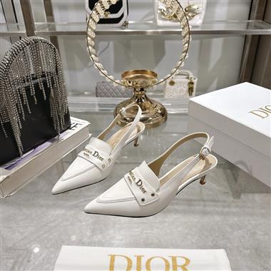 DIOR   2025新款女生休閒時尚鞋子