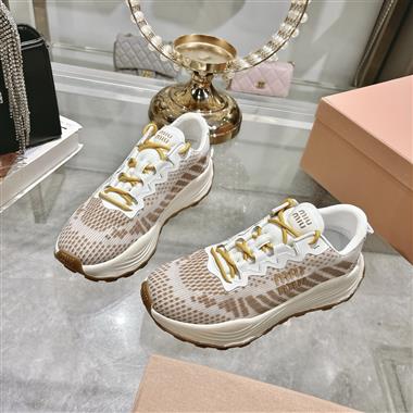 MIUMIU   2025新款女生休閒時尚鞋子