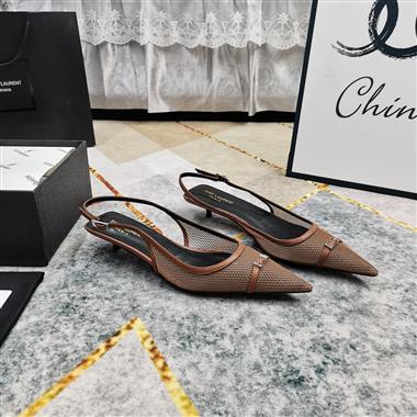 YSL   2025新款女生休閒時尚鞋子