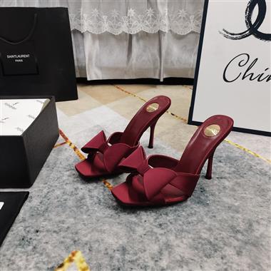 YSL   2025新款女生休閒時尚鞋子